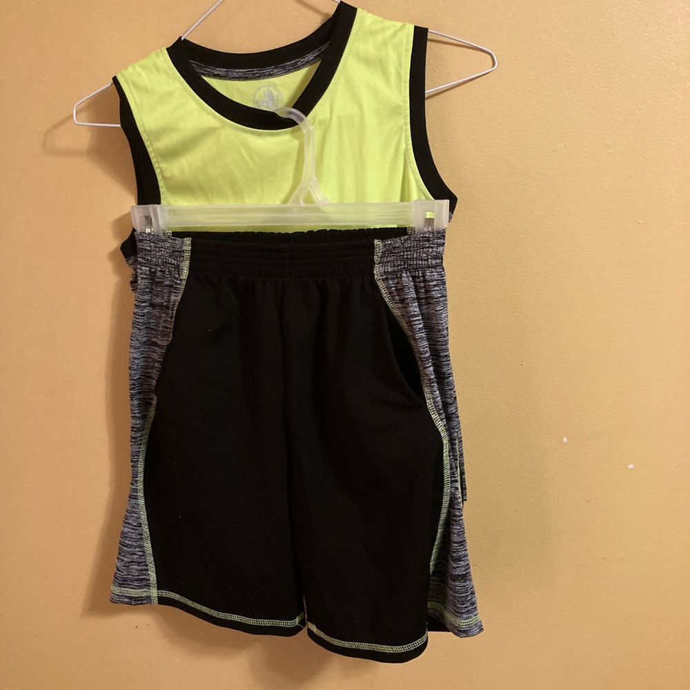 Body Glove Boys Neon Yellow and Black Tank and Shorts Athletic Set